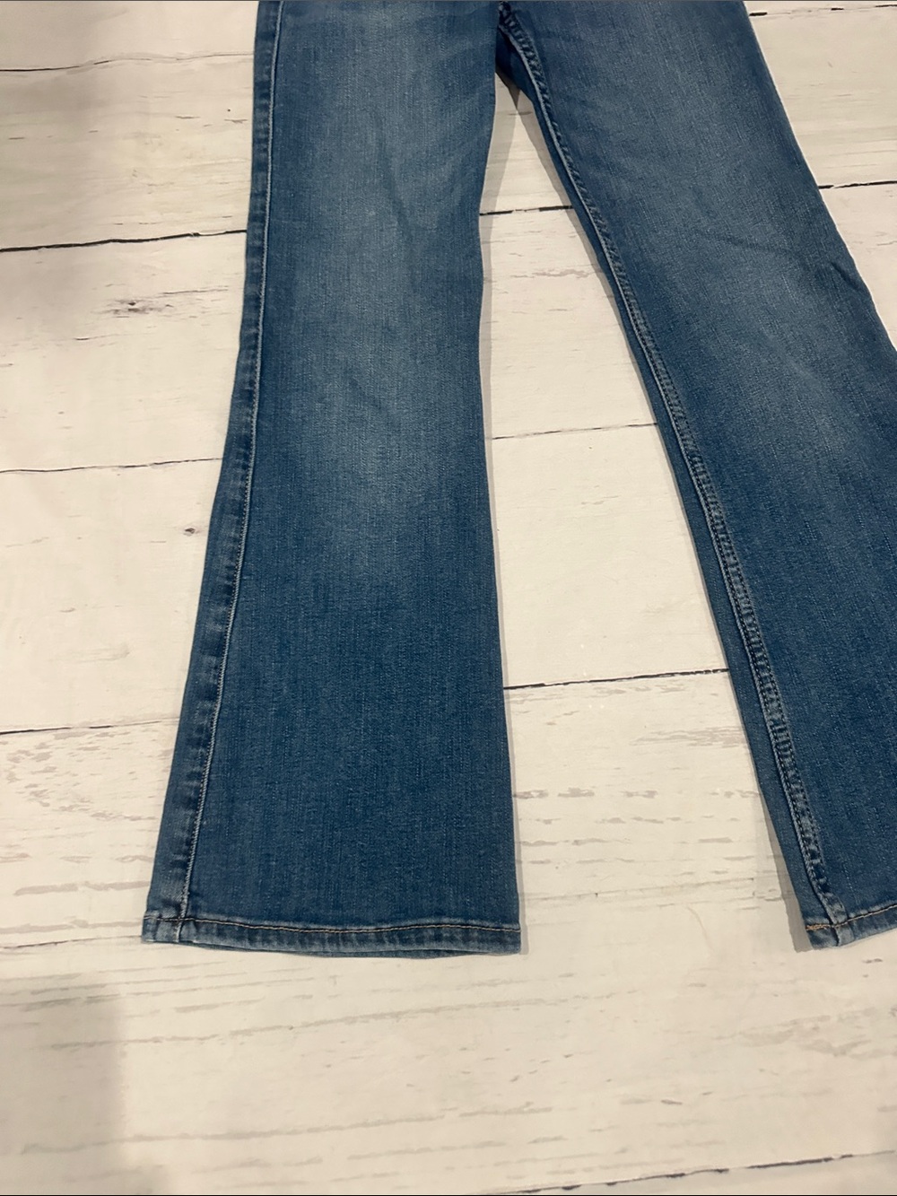 abercrombie kids Mid-Blue high rise Flare Jeans 9/10 - Picture 5 of 9